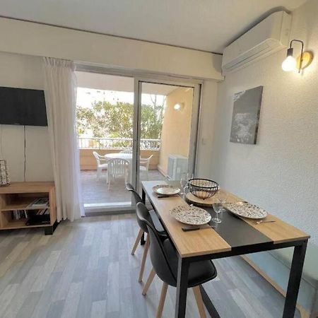 Appartement Port De Hyeres 4 Personnes Hyères Exterior foto
